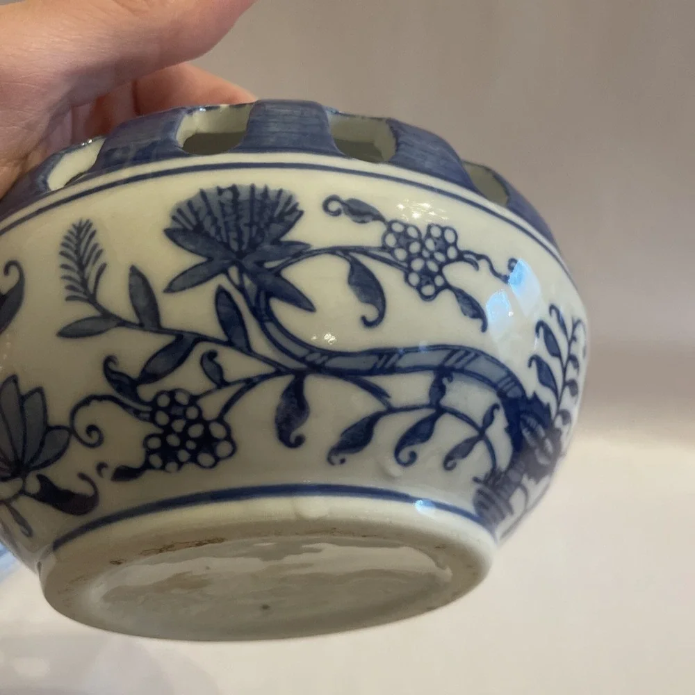 Vintage Japanese 19th Century Potpourri Holder‎